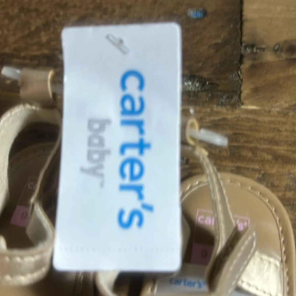 CARTER’S BABY SANDALS: GOLD: NEW WITH TAGS: SIZE 4 (9-12 MTH)